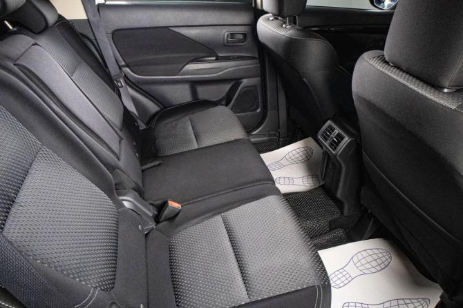 Mitsubishi Outlander III Рестайлинг 3 с пробегом 2018 года, цена 1 859 000 рублей, 219900 км, внедорожник, Автокод Объявления