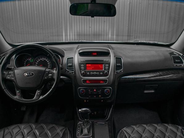 Kia Sorento II Рестайлинг с пробегом 2019 года, цена 2 230 000 рублей, 101286 км, внедорожник, Автокод Объявления