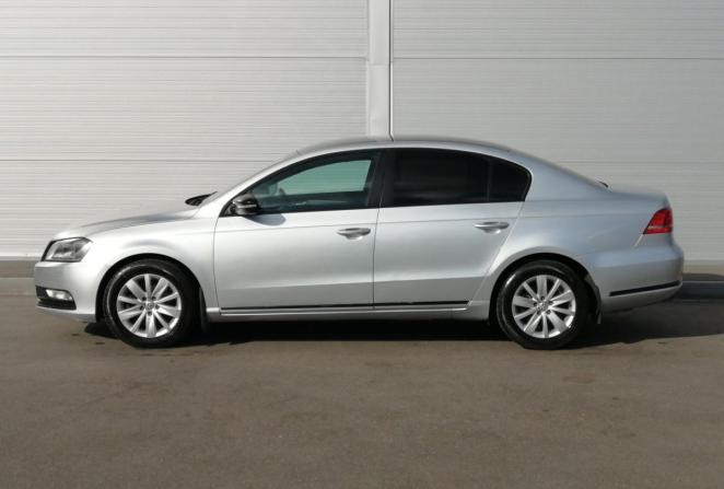 Volkswagen Passat B7 с пробегом 2011 года, цена 900 000 рублей, 268583 км, седан, Автокод Объявления