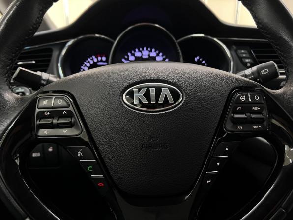 Kia Ceed II Рестайлинг с пробегом 2016 года, цена 1 350 000 рублей, 104552 км, универсал, Автокод Объявления