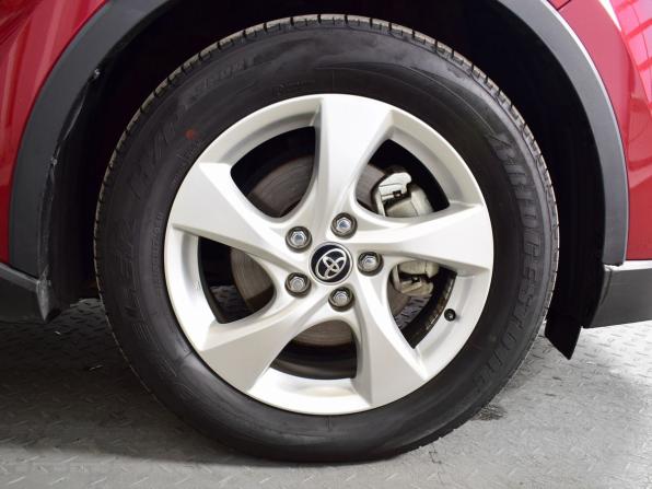 Toyota C-HR I с пробегом 2018 года, цена 2 189 995 рублей, 29134 км, внедорожник, Автокод Объявления