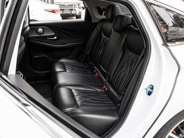 Chery Arrizo 8 с пробегом 2023 года, цена 1 798 000 рублей, 76267 км, седан, Автокод Объявления