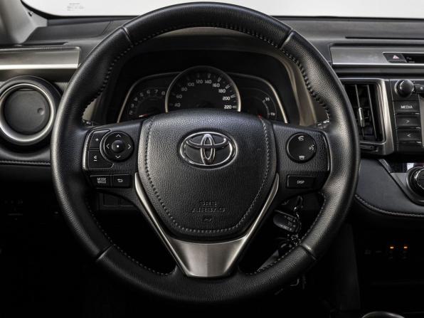 Toyota RAV4 IV (XA40) с пробегом 2015 года, цена 2 339 000 рублей, 129651 км, внедорожник, Автокод Объявления