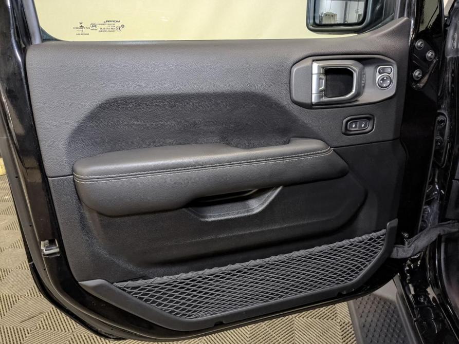 Jeep Wrangler IV (JL) Москва  - изображение 18