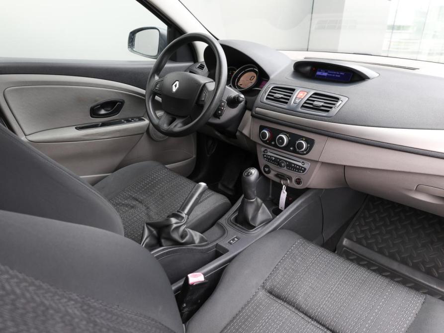 Renault Megane III Москва  - изображение 10