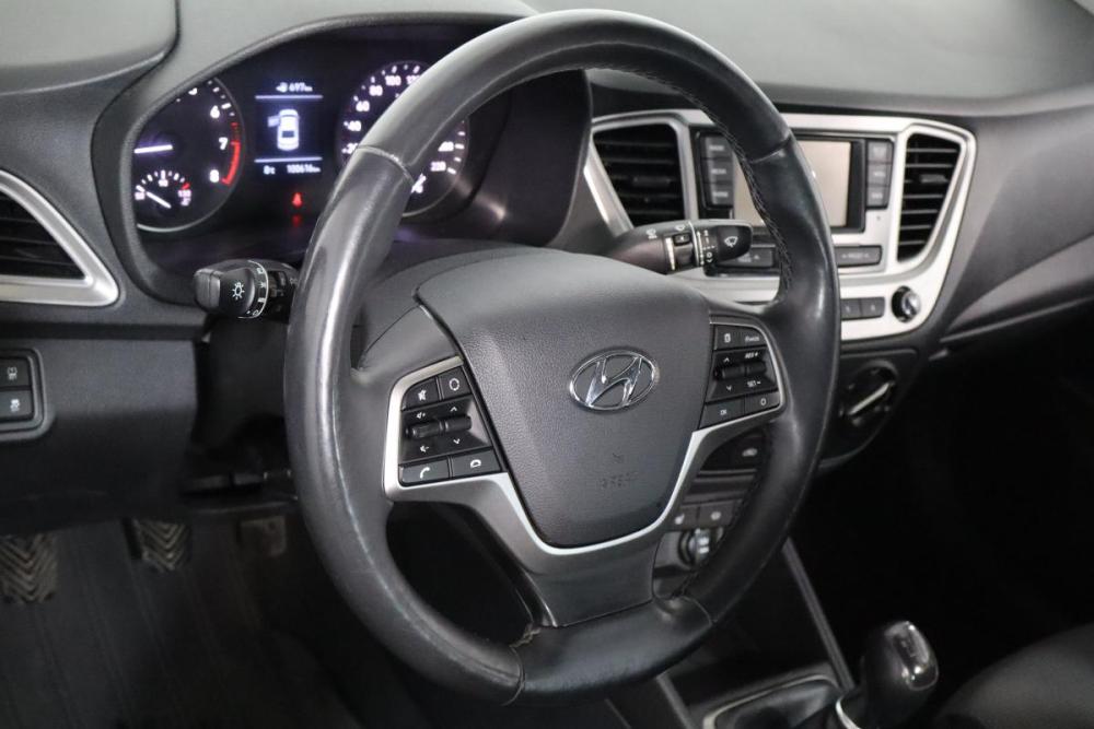 Hyundai Solaris II Санкт-Петербург  - изображение 8