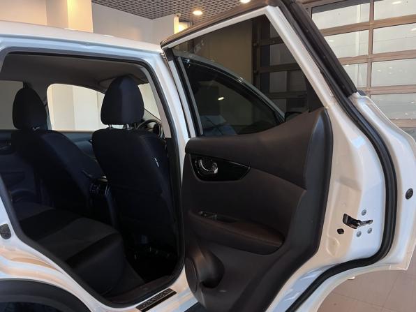 Nissan Qashqai II с пробегом 2018 года, цена 1 780 000 рублей, 110169 км, внедорожник, Автокод Объявления