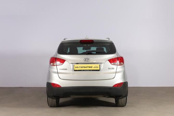 Hyundai ix35 I Рестайлинг с пробегом 2015 года, цена 1 699 000 рублей, 213000 км, внедорожник, Автокод Объявления