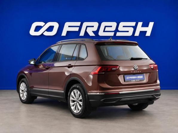Volkswagen Tiguan II Рестайлинг с пробегом 2020 года, цена 2 849 077 рублей, 53316 км, внедорожник, Автокод Объявления