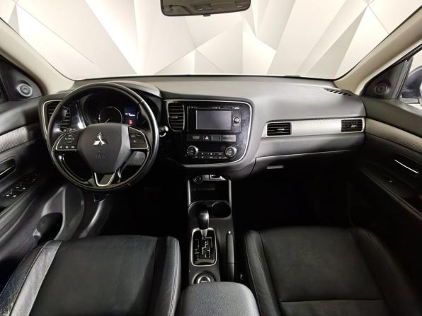 Mitsubishi Outlander III Рестайлинг 2 с пробегом 2015 года, цена 1 555 000 рублей, 166710 км, внедорожник, Автокод Объявления