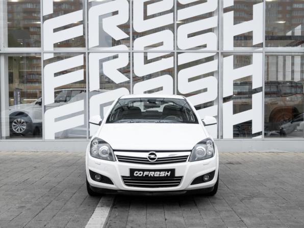 Opel Astra H Рестайлинг с пробегом 2010 года, цена 670 000 рублей, 204839 км, седан, Автокод Объявления