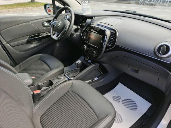 Renault Kaptur I Рестайлинг с пробегом 2021 года, цена 1 200 000 рублей, 144041 км, внедорожник, Автокод Объявления