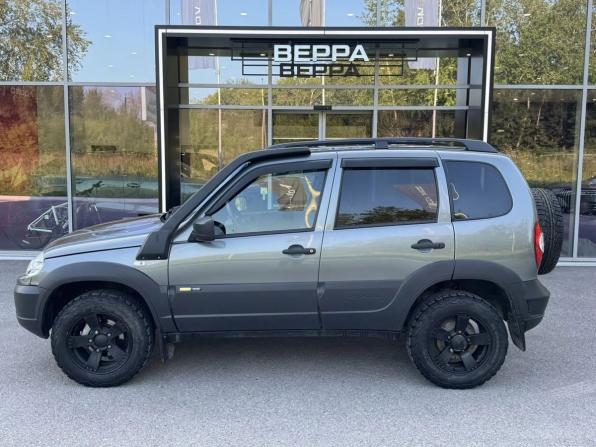 Chevrolet Niva I Рестайлинг с пробегом 2017 года, цена 760 000 рублей, 71319 км, внедорожник, Автокод Объявления