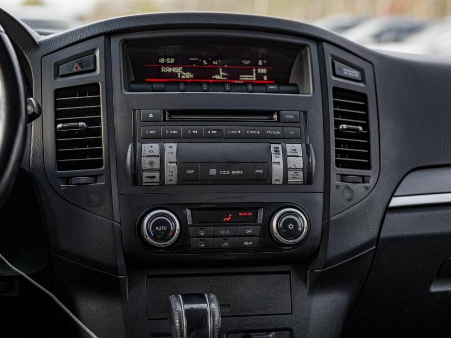 Mitsubishi Pajero IV Рестайлинг 1 Санкт-Петербург  - изображение 6