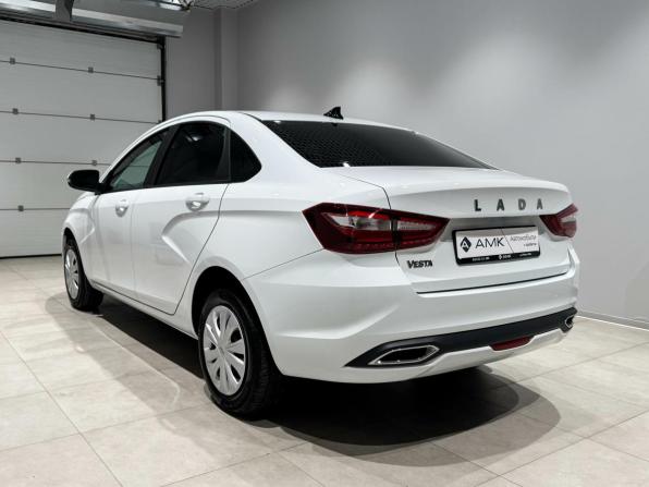 Lada (ВАЗ) Vesta I Рестайлинг (NG) с пробегом 2024 года, цена 1 318 019 рублей, 2358 км, седан, Автокод Объявления