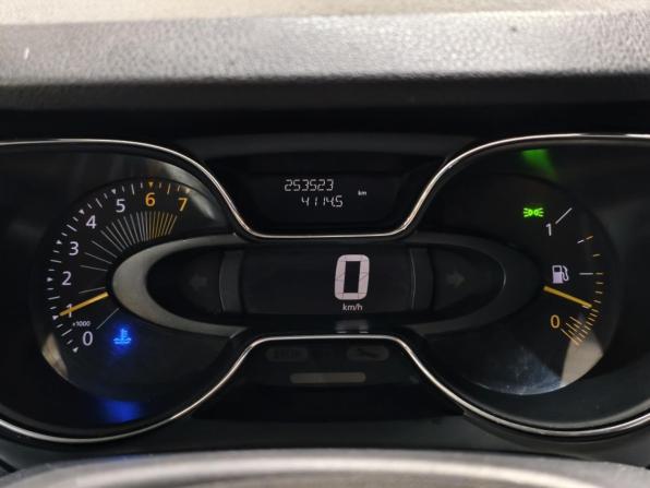 Renault Kaptur I с пробегом 2016 года, цена 985 000 рублей, 253516 км, внедорожник, Автокод Объявления