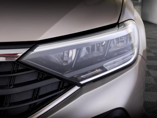 Volkswagen Polo VI с пробегом 2021 года, цена 1 650 000 рублей, 33690 км, лифтбек, Автокод Объявления