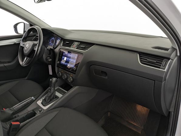 Skoda Octavia III (A7) Рестайлинг с пробегом 2020 года, цена 1 750 000 рублей, 114732 км, лифтбек, Автокод Объявления