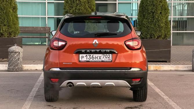 Renault Kaptur I с пробегом 2017 года, цена 1 770 000 рублей, 49124 км, внедорожник, Автокод Объявления