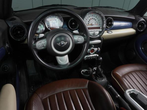 Mini Cabrio II с пробегом 2009 года, цена 1 169 000 рублей, 121837 км, кабриолет, Автокод Объявления