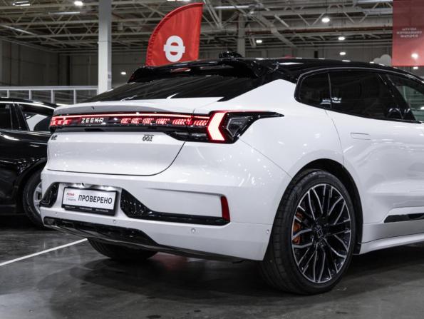 Zeekr 001 I с пробегом 2023 года, цена 4 397 680 рублей, 31369 км, лифтбек, Автокод Объявления