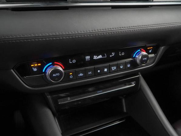 Mazda 6 III (GJ) Рестайлинг 2 с пробегом 2019 года, цена 2 420 999 рублей, 111880 км, седан, Автокод Объявления