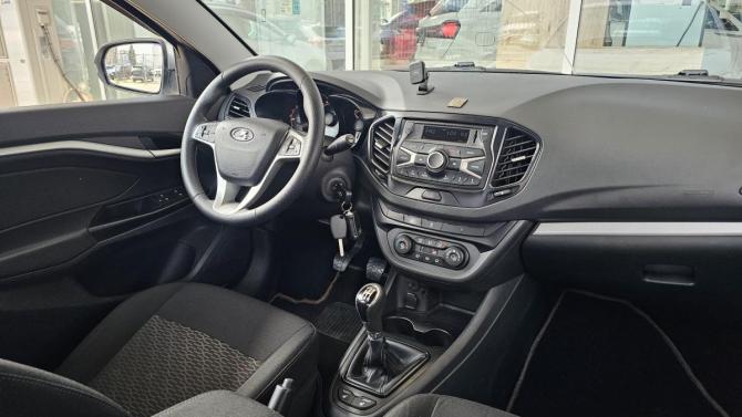 Lada (ВАЗ) Vesta I с пробегом 2021 года, цена 1 129 000 рублей, 67800 км, седан, Автокод Объявления