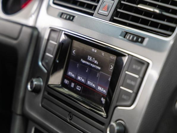 Volkswagen Golf VII с пробегом 2013 года, цена 1 088 000 рублей, 115621 км, хэтчбек, Автокод Объявления