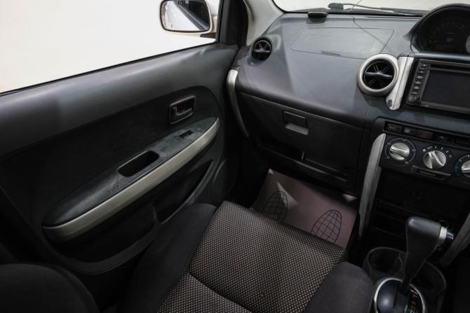 Toyota Ist I с пробегом 2002 года, цена 449 000 рублей, 470000 км, хэтчбек, Автокод Объявления