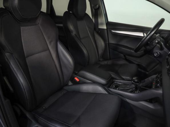 Skoda Karoq I с пробегом 2021 года, цена 2 399 000 рублей, 72295 км, внедорожник, Автокод Объявления