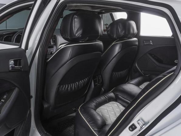 Kia K5 I с пробегом 2011 года, цена 1 070 000 рублей, 383111 км, седан, Автокод Объявления