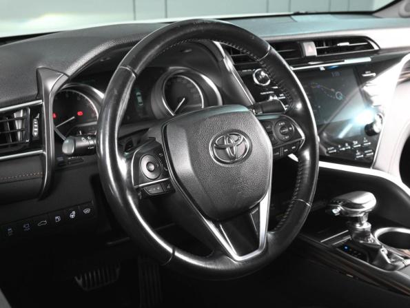 Toyota Camry VIII (XV70) с пробегом 2018 года, цена 3 239 000 рублей, 97568 км, седан, Автокод Объявления