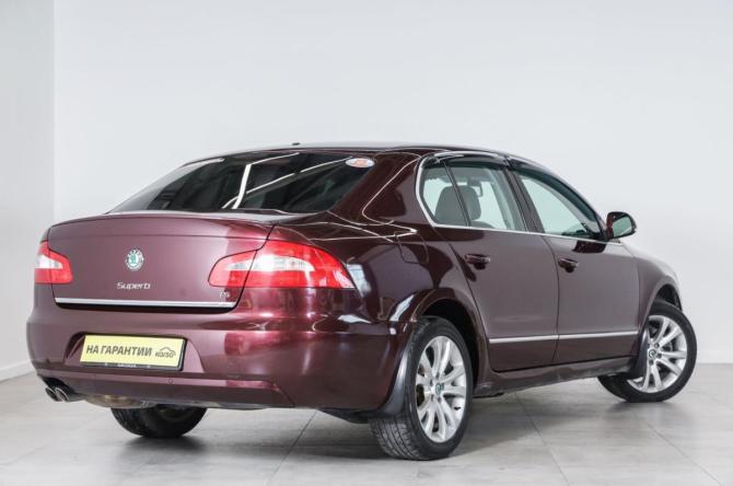 Skoda Superb II с пробегом 2010 года, цена 1 099 000 рублей, 216000 км, лифтбек, Автокод Объявления