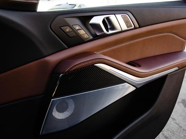BMW X7 I (G07) Рестайлинг с пробегом 2025 года, цена 19 000 000 рублей, 858 км, внедорожник, Автокод Объявления