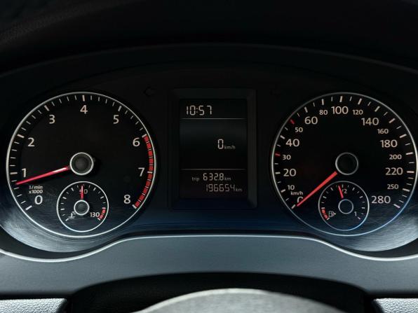 Volkswagen Jetta VI с пробегом 2011 года, цена 879 000 рублей, 196000 км, седан, Автокод Объявления