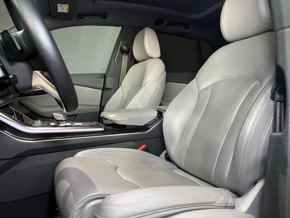Audi Q8 I (4M) с пробегом 2022 года, цена 9 300 000 рублей, 32595 км, внедорожник, Автокод Объявления