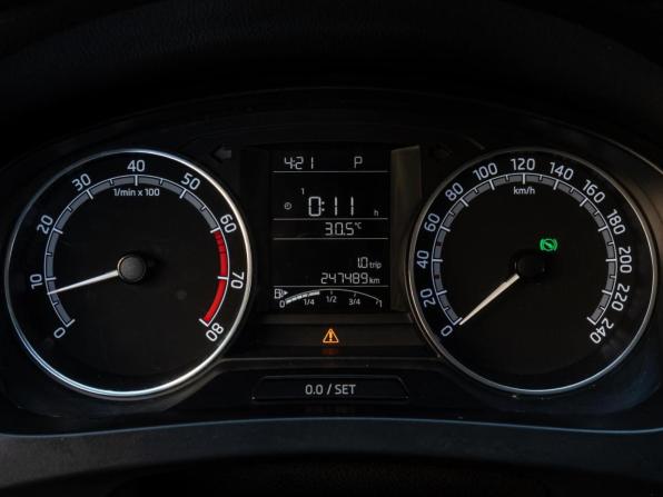 Skoda Rapid I Рестайлинг с пробегом 2018 года, цена 1 045 000 рублей, 247489 км, лифтбек, Автокод Объявления