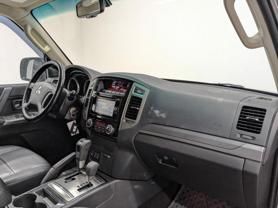 Mitsubishi Pajero IV Рестайлинг 2 Москва  - изображение 13