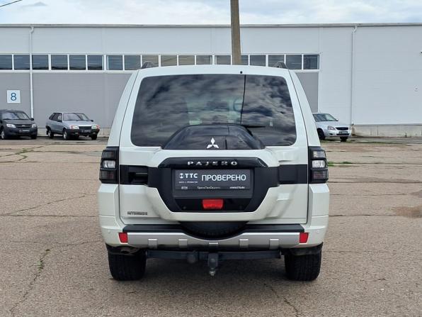 Mitsubishi Pajero IV Рестайлинг 2 с пробегом 2014 года, цена 2 550 000 рублей, 119804 км, внедорожник, Автокод Объявления