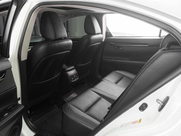 Lexus ES VI с пробегом 2013 года, цена 2 589 000 рублей, 171566 км, седан, Автокод Объявления