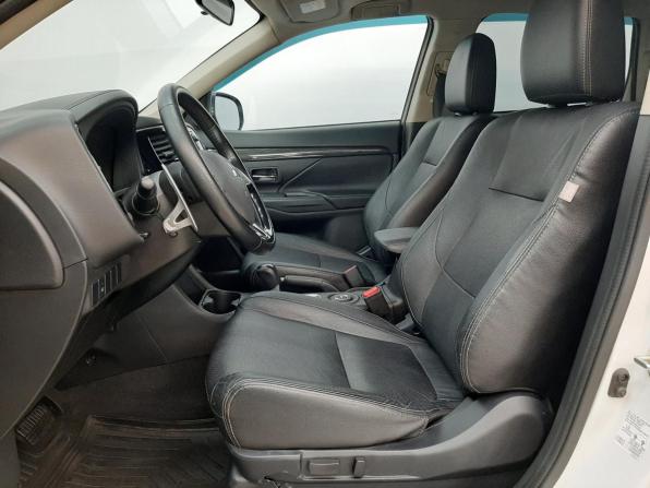 Mitsubishi Outlander III Рестайлинг 2 с пробегом 2016 года, цена 2 199 000 рублей, 79550 км, внедорожник, Автокод Объявления