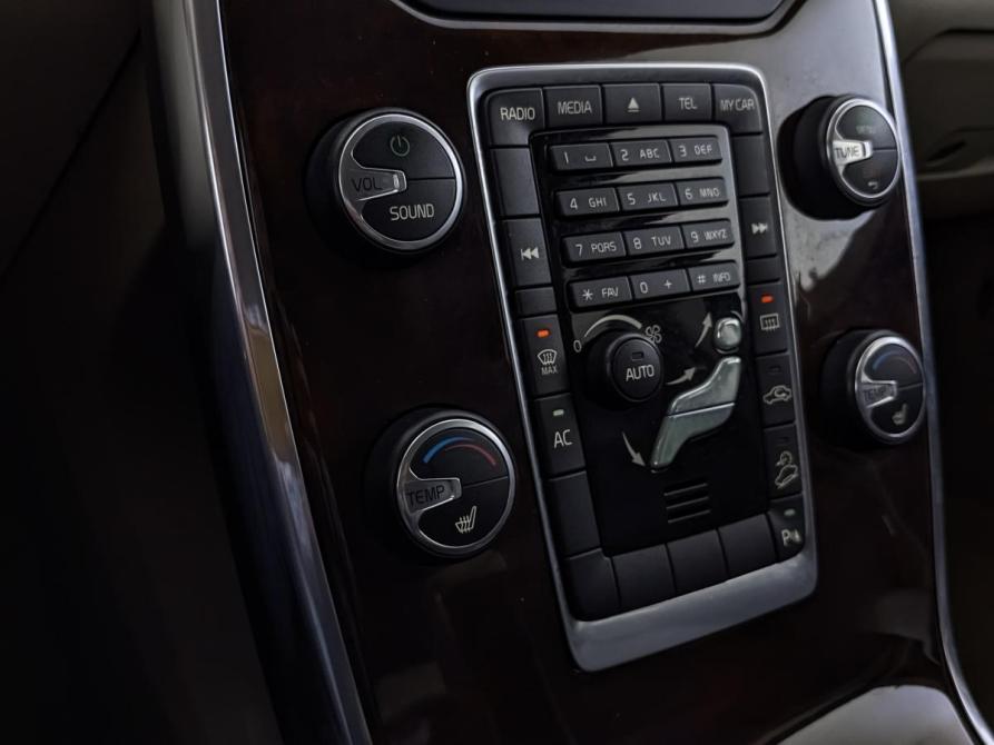 Volvo XC70 II Москва  - изображение 21