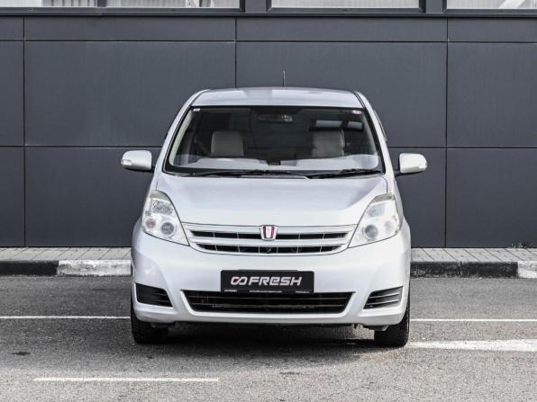 Toyota ISis I Рестайлинг с пробегом 2010 года, цена 1 314 000 рублей, 116487 км, компактвэн, Автокод Объявления