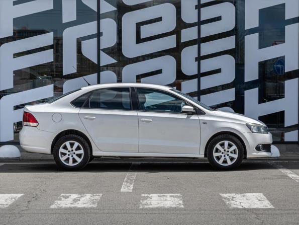Volkswagen Polo V с пробегом 2011 года, цена 809 000 рублей, 200289 км, седан, Автокод Объявления