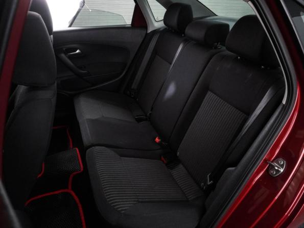 Volkswagen Polo V с пробегом 2014 года, цена 899 000 рублей, 130393 км, седан, Автокод Объявления