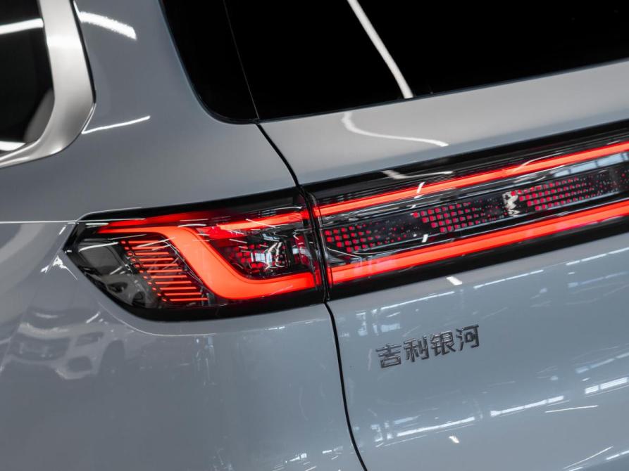 Geely Galaxy M9 Москва  - изображение 36