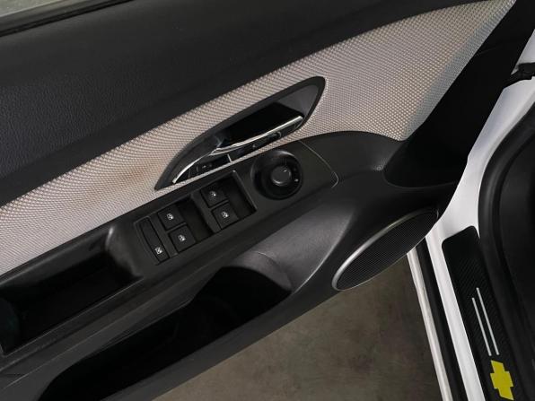 Chevrolet Cruze I Рестайлинг с пробегом 2013 года, цена 750 000 рублей, 103919 км, хэтчбек, Автокод Объявления