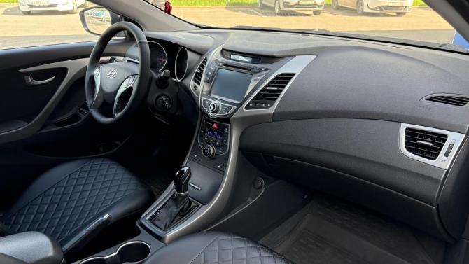 Hyundai Elantra V (MD) Рестайлинг с пробегом 2015 года, цена 1 340 000 рублей, 173292 км, седан, Автокод Объявления
