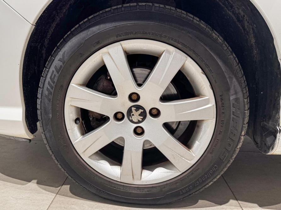 Peugeot 408 I Екатеринбург  - изображение 9