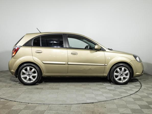 Kia Rio II Рестайлинг с пробегом 2011 года, цена 639 585 рублей, 166000 км, хэтчбек, Автокод Объявления